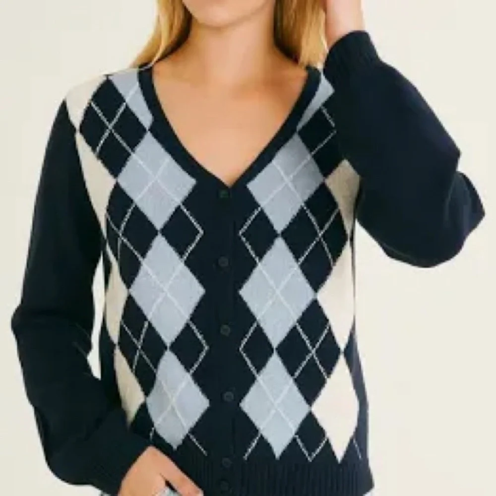 Brandy Melville Navy Cream Argyle V-Neck Sweater tennis prep cardigan one size